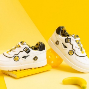 江博士儿童鞋携手小黄人，为盛夏带来趣萌奇遇！