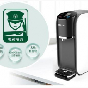 浓情端午，碧水源智能水吧D768为父母带来无微不至的健康饮水呵护