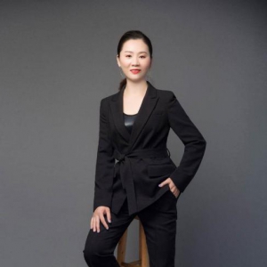 百年人寿彭丹 ——未雨绸缪，大爱无疆