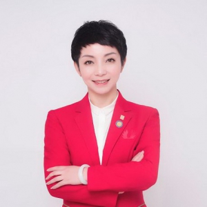 百年人寿司庆功勋人物专访–赵新艳