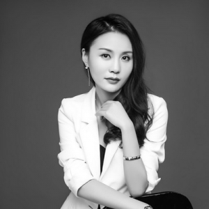 个人专访—–记百年人寿保险公司王敏