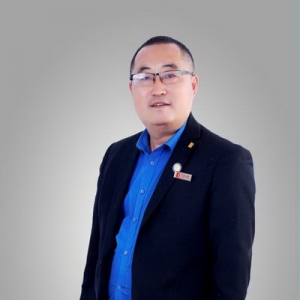 人物专访——百年人寿临沂本部燕清经理