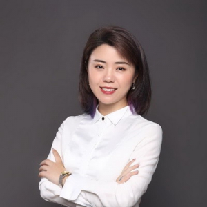 百年人寿宏励团队创始人王珍珍专访