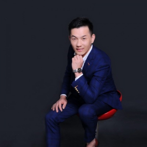 百年人寿王志朋专访「专业致胜 天道酬勤」