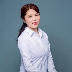 百年人寿于婷婷专访—–保险追梦人我在路上