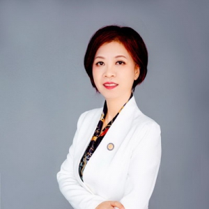 百年人寿张文花–快乐工作，享受生活！