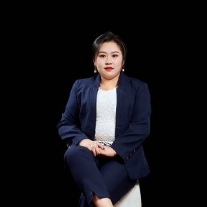 百年人寿张岩专访「做正确的事 坚持做下去」