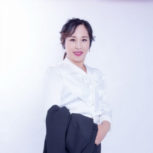 百年人寿胡桂华-我为保险代言，用行动让每个角落爱到充满爱