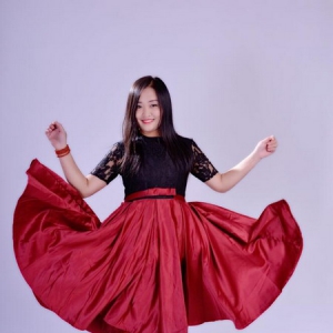 百年人寿十一周年突出贡献人物——刘丽丽经理