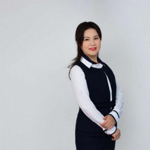 百年人寿 - 亮剑军团 – 王朝霞组经理