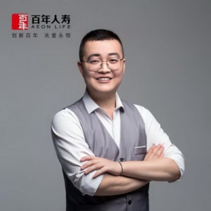 百年人寿王鼎魁专访—：“保险不仅是一纸合同，更是责任与信任”