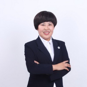 百年人寿吕瑞萍人物专访-从白板成长起来的职业经理人