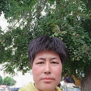 百年人寿专访石艳华，勤勤恳恳的为每个客户规划幸福人生