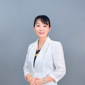 保险是一个传递爱心、造福人类的行业 ——访百年人寿优秀代理人陈景燕