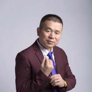 传播大爱的保险“舞者” ——记百年人寿优秀代理人陈开祥组经理