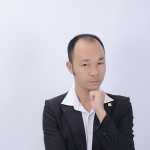 让我为你们的未来保驾护航 ——记百年人寿优秀代理人叶志杰组经理