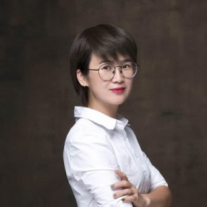 周玥彤：勇于突破 跨界开花 ——访百年人寿优秀保险代理人周玥彤