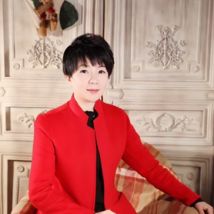 百年人寿三百六十行行行出状元-何玲