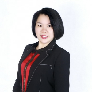 百年人寿李英：博爱大使 专业致胜