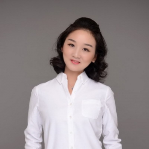 坚持做最好的自己-百年人寿秦小兰