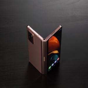 最能打的折叠屏手机 三星Galaxy Z Fold2 5G