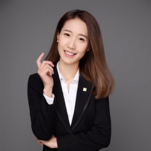 百年人寿广东分公司—卢清萍人物专访