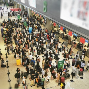 东航2020国庆中秋长假共执行2.3万航班、承运旅客280余万人次 国内航班总班次同比增长超过15%