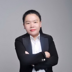 “做独立自主的现代女性”——百年人寿刘多利专