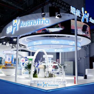 澳优、达能等乳企“三刷”进博会 一场全产业链与科研实力的较量