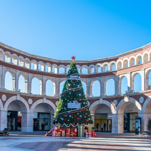 爱意圣诞 点亮新年 京津佛罗伦萨小镇邀你共赴岁末购物狂欢季