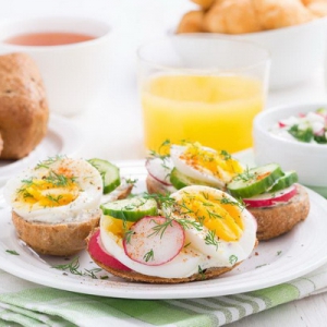 早餐应该怎么吃？ 汇源果汁助力国人营养早餐