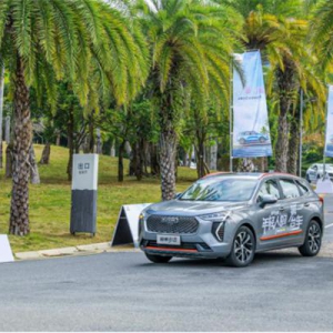 告别钢铁冰冷，哈弗初恋给你爱恋温暖