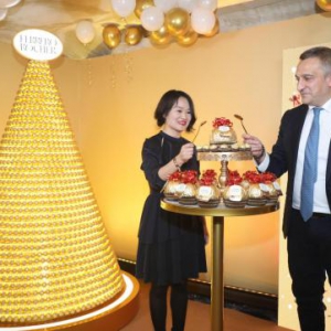 “复刻” 四国新年,费列罗“金色奇遇”开启全球奇幻穿越之旅