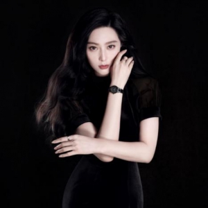 DANIEL WELLINGTON全新推出女王节全新腕表系列及配饰