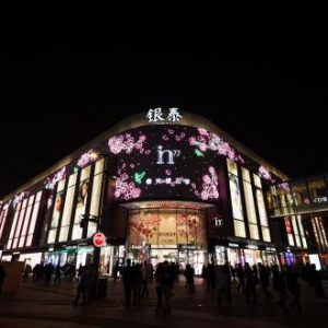 邂逅资生堂浪漫樱花灯画，让肌肤与樱花来场约会