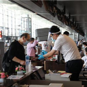 东航2021“五一”长假服务208万人次出行，“前程万里”航空产品迎来第一波兑换高峰