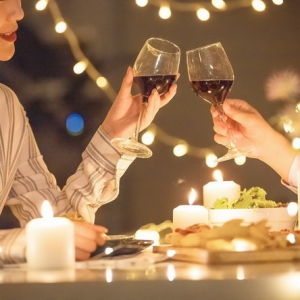 山河不足重，重在遇见你！520来掌上生活App见证爱