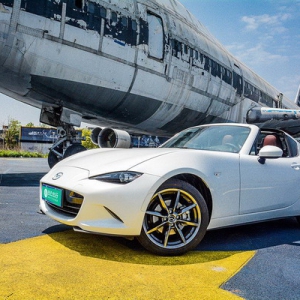 武汉跑车出租一天多少钱？ 武汉跑车出租一月多少钱？