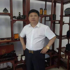 客易莱昆仑墨绿玉（药王石）养生基地