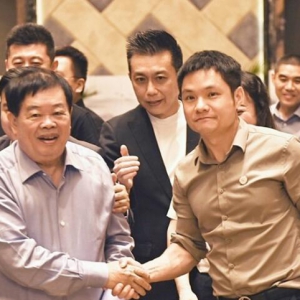 原子链CEO廖望向福耀集团曹德旺先生取经