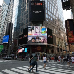 ToFe APP iOS版本全新上线 炫酷AR特效亮相纽约时代广场