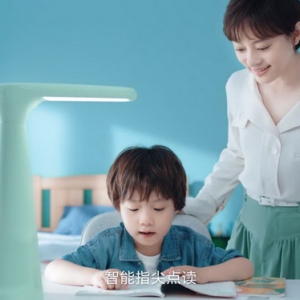 家长休闲时间告急！抖音新锐发布x大力智能学习灯让娃自主学习