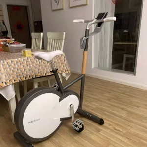 莫比花式动感单车，让减脂变得简单