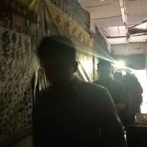 因病返贫，穷处闹市？社企携手共同援助