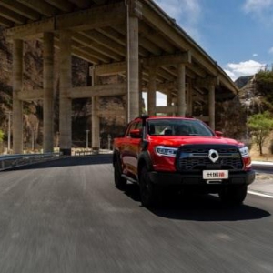 长城炮黑科技拉满 高端皮卡实至名归