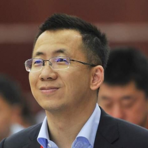 张一鸣身家超马化腾，成中国第二大富豪，距首富宝座仅差50亿美元