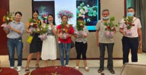 永泰国寿：感恩“柚”你  品“柚”插花