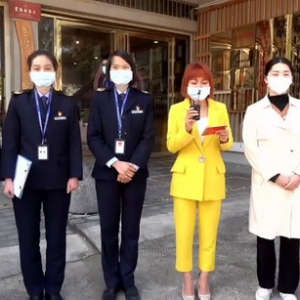 【我为群众办实事】覃塘区市场监管局 开展“餐饮安全你我同查”活动