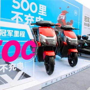 爱玛“冠军里程 500里不充电”挑战赛圆满成功，刷新续航极限！