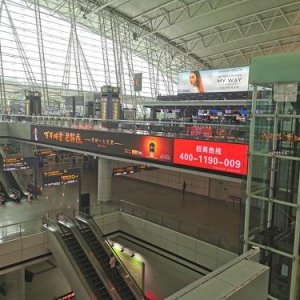 百年糊涂酒强势霸屏背后，藏着怎样的破圈哲学？